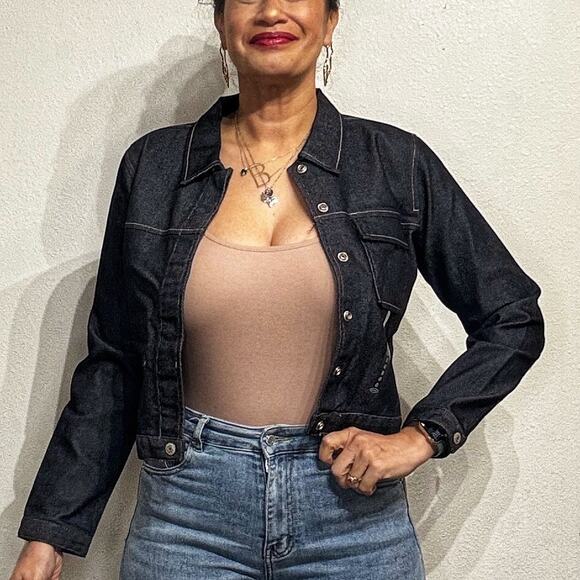 Old Navy Dark Wash Denim Crop Vintage Jean Jacket Sz S NWT - Picture 1 of 11